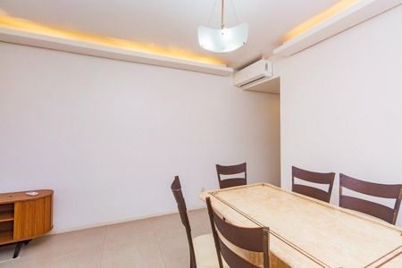 Sala  de apartamento para alugar com 2 quartos, 50m² em Chácara das Pedras, Porto Alegre