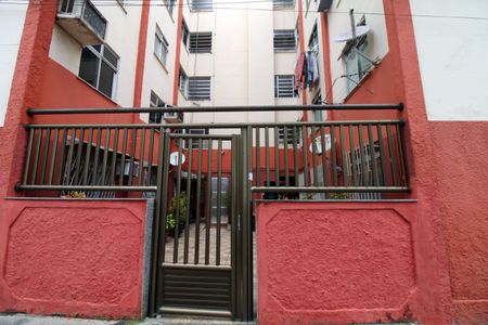 Apartamento à venda com 50m², 3 quartos e 1 vagaFachada e portaria