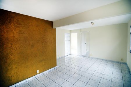 Sala de apartamento à venda com 3 quartos, 50m² em Penha Circular, Rio de Janeiro