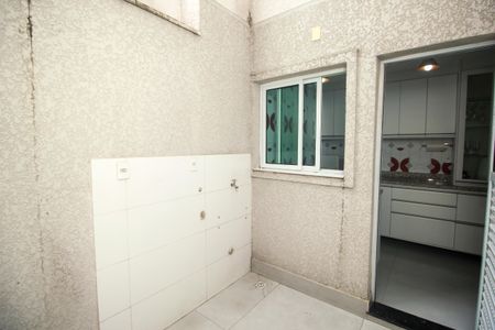 Apartamento à venda com 45m², 2 quartos e 1 vagaÁrea de Serviço 2