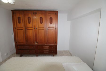 Quarto 1 de casa para alugar com 2 quartos, 60m² em Jardim Alvorada, São José dos Campos