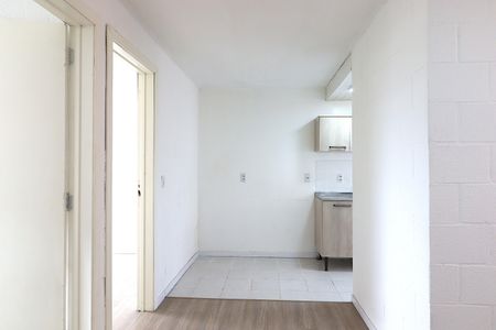 Sala de apartamento à venda com 2 quartos, 40m² em Rubem Berta, Porto Alegre