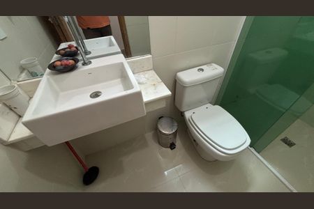 Casa para alugar com 165m², 2 quartos e 2 vagasBanheiro