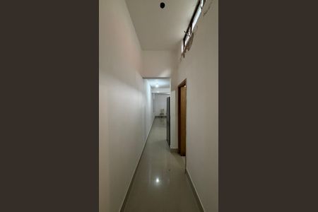 Casa para alugar com 165m², 2 quartos e 2 vagasCorredor