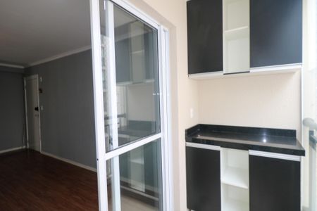 Apartamento à venda com 56m², 2 quartos e 1 vagaVaranda