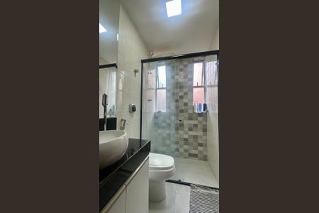 Apartamento à venda com 62m², 2 quartos e 1 vagaBanheiro 
