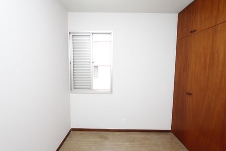 Apartamento para alugar com 100m², 4 quartos e 2 vagasQuarto 3