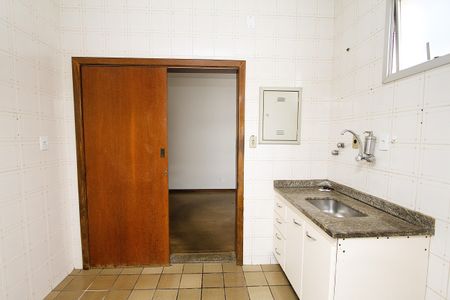 Apartamento para alugar com 100m², 4 quartos e 2 vagasCozinha