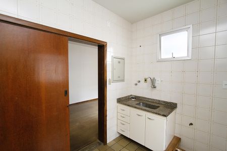Apartamento para alugar com 100m², 4 quartos e 2 vagasCozinha