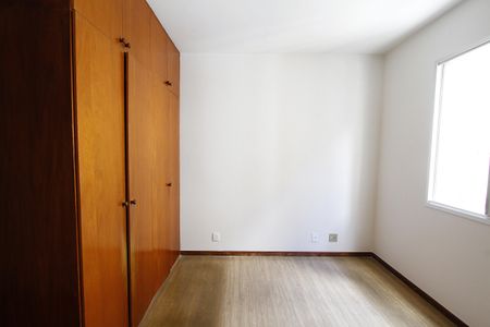 Apartamento para alugar com 100m², 4 quartos e 2 vagasQuarto 4 - Suíte