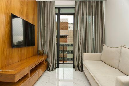 Apartamento para alugar com 78m², 2 quartos e 1 vagaSala