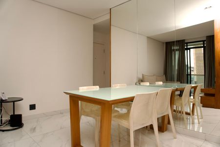 Apartamento para alugar com 78m², 2 quartos e 1 vagaCozinha - Mesa de Jantar