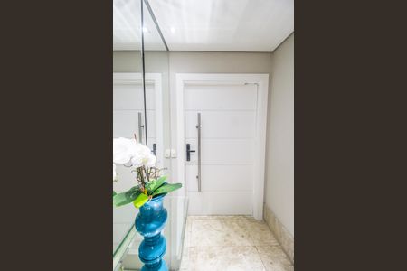 Apartamento à venda com 202m², 3 quartos e 3 vagas Apartamento à venda com 202m², 3 quartos e 3 vagasEntrada