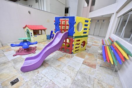 Apartamento para alugar com 3 quartos, 135m² em Setor Bueno, Goiânia