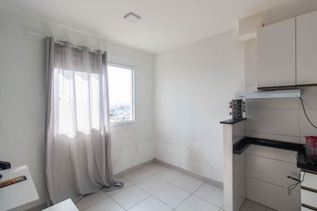 Apartamento para alugar com 33m², 2 quartos e sem vaga Apartamento para alugar com 33m², 2 quartos e sem vagaSala/Cozinha