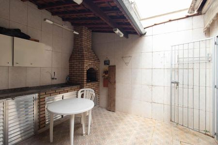 Casa à venda com 80m², 2 quartos e 2 vagasÁrea de Serviço