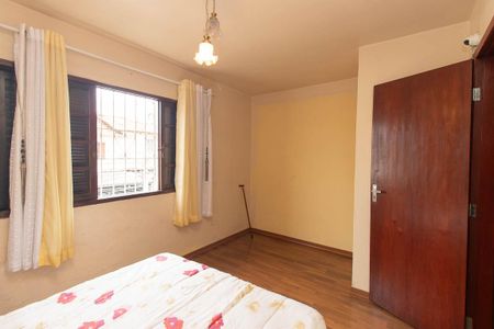 Casa à venda com 80m², 2 quartos e 2 vagasQuarto 2
