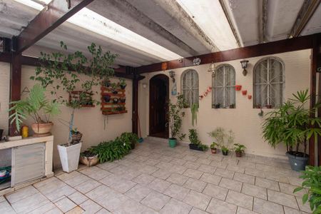 Casa à venda com 80m², 2 quartos e 2 vagasGaragem