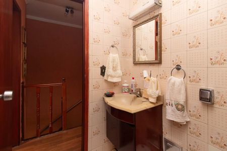 Casa à venda com 80m², 2 quartos e 2 vagasBanheiro