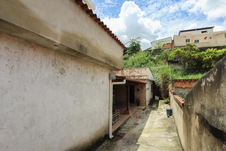 Casa à venda com 420m², 3 quartos e 3 vagasGaragem