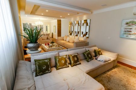 Apartamento à venda com 280m², 4 quartos e 4 vagas Apartamento à venda com 280m², 4 quartos e 4 vagasSala 1