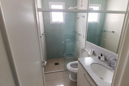 Apartamento à venda com 280m², 4 quartos e 4 vagas Apartamento à venda com 280m², 4 quartos e 4 vagasBanheiro da Suíte 3