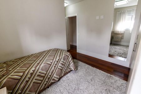 Apartamento à venda com 280m², 4 quartos e 4 vagas Apartamento à venda com 280m², 4 quartos e 4 vagasSuíte 3