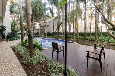 Apartamento à venda com 280m², 4 quartos e 4 vagas Apartamento à venda com 280m², 4 quartos e 4 vagasÁrea comum