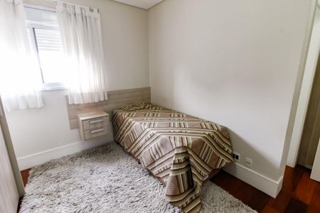 Apartamento à venda com 280m², 4 quartos e 4 vagas Apartamento à venda com 280m², 4 quartos e 4 vagasSuíte 3