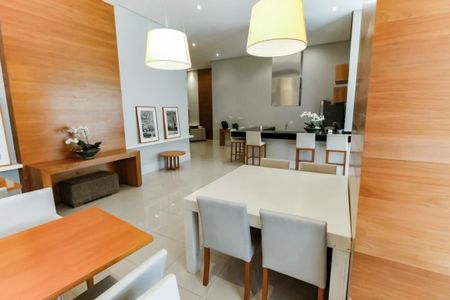 Apartamento à venda com 280m², 4 quartos e 4 vagas Apartamento à venda com 280m², 4 quartos e 4 vagasÁrea comum - Salão de festas