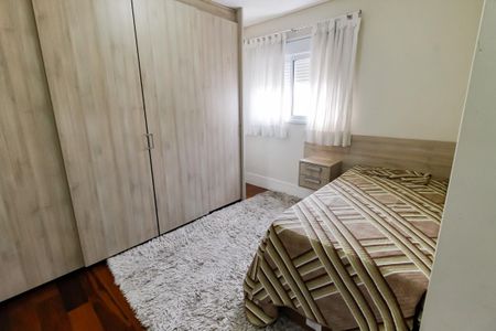 Apartamento à venda com 280m², 4 quartos e 4 vagas Apartamento à venda com 280m², 4 quartos e 4 vagasSuíte 3
