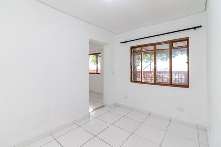 Sala de casa para alugar com 2 quartos, 80m² em Vila Basileia, São Paulo