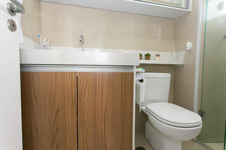 Apartamento para alugar com 67m², 2 quartos e 1 vagaBanheiro da Suíte