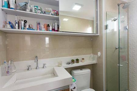 Apartamento para alugar com 67m², 2 quartos e 1 vagaBanheiro da Suíte