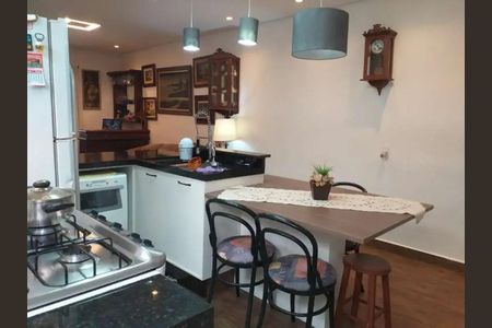 Casa à venda com 135m², 3 quartos e 2 vagas Casa à venda com 135m², 3 quartos e 2 vagasFoto 05