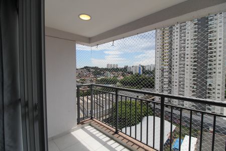 Apartamento para alugar com 44m², 2 quartos e 1 vagaVaranda