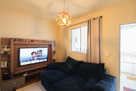Sala de casa à venda com 3 quartos, 80m² em Santa Terezinha, Belo Horizonte