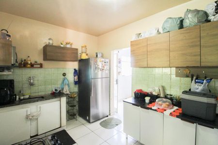 Casa para alugar com 80m², 3 quartos e 2 vagasCozinha