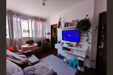 Sala  de apartamento à venda com 1 quarto, 40m² em Santa Efigênia, Belo Horizonte