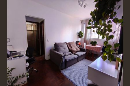 Sala  de apartamento à venda com 1 quarto, 40m² em Santa Efigênia, Belo Horizonte