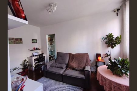 Sala  de apartamento à venda com 1 quarto, 40m² em Santa Efigênia, Belo Horizonte
