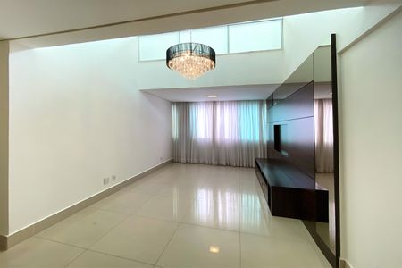 Apartamento à venda com 250m², 3 quartos e 4 vagas Apartamento à venda com 250m², 3 quartos e 4 vagasSala