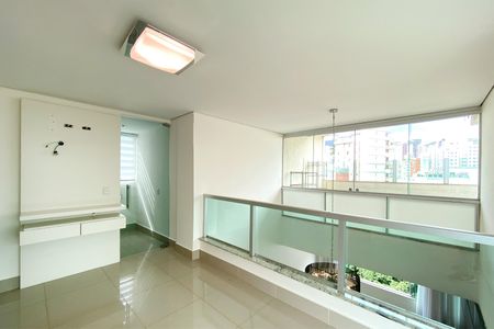 Apartamento à venda com 250m², 3 quartos e 4 vagas Apartamento à venda com 250m², 3 quartos e 4 vagasSala de Estar