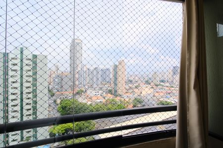 Apartamento à venda com 74m², 2 quartos e 2 vagasVaranda
