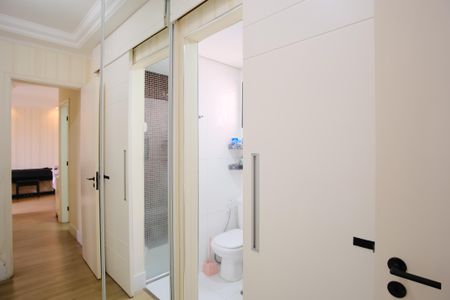 Apartamento à venda com 74m², 2 quartos e 2 vagasSuíte