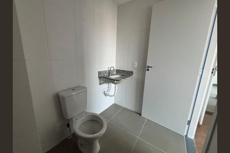 Apartamento para alugar com 62m², 2 quartos e 1 vaga Apartamento para alugar com 62m², 2 quartos e 1 vagaBanheiro do Quarto 2