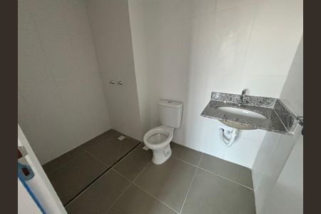 Apartamento para alugar com 62m², 2 quartos e 1 vaga Apartamento para alugar com 62m², 2 quartos e 1 vagaBanheiro do Quarto 2