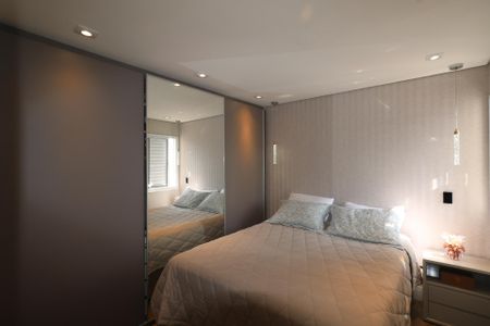 Apartamento à venda com 84m², 2 quartos e 2 vagasSuíte