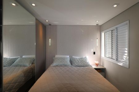 Apartamento à venda com 84m², 2 quartos e 2 vagasSuíte