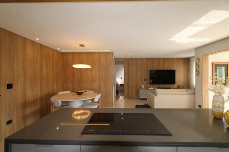 Apartamento à venda com 84m², 2 quartos e 2 vagasCozinha